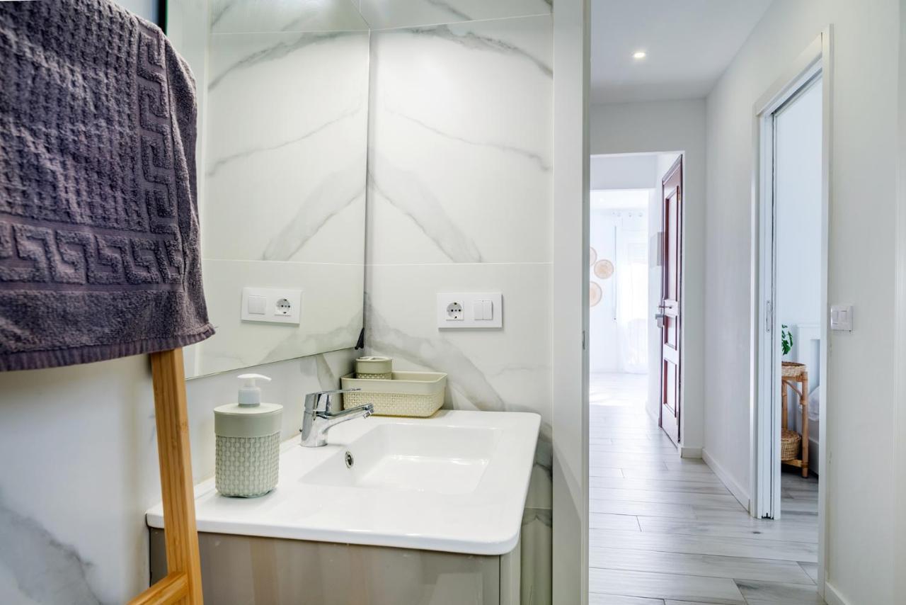 Costa De La Creu 10, Piso 4 Personas 1 Min Playa Apartment Lloret de Mar Bagian luar foto